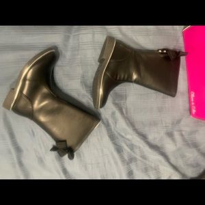 Size 9 toddler boots. New never worn.